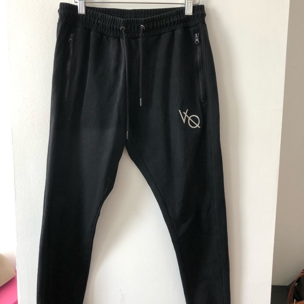 Vanquish Eclipse Black Tapered Sweatpants. Size M.